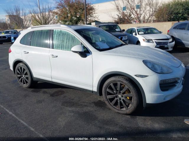 2013 PORSCHE CAYENNE WP1AB2A22DLA81595