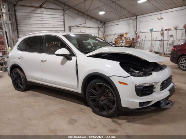 2016 PORSCHE CAYENNE WP1AB2A23GLA92738