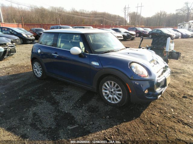 2015 MINI HARDTOP WMWXP7C56FT740926