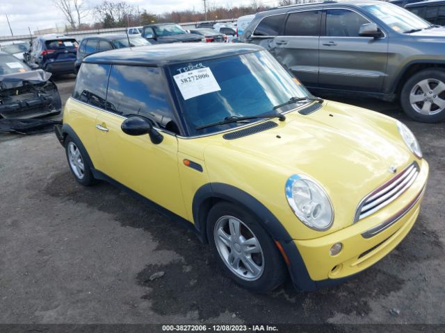 2006 MINI COOPER WMWRC33526TK64803