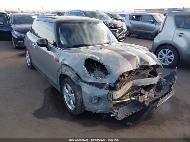 2018 MINI HARDTOP WMWXP5C50J2G63122