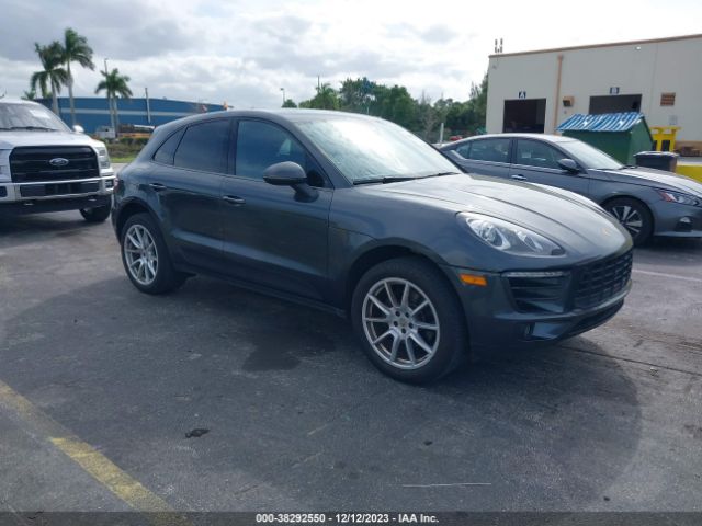 2017 PORSCHE MACAN WP1AA2A51HLB03380