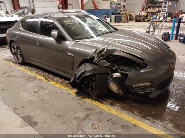 2013 PORSCHE PANAMERA WP0AA2A71DL012302