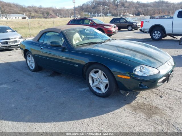 1998 JAGUAR XK8 SAJGX2248WC018860