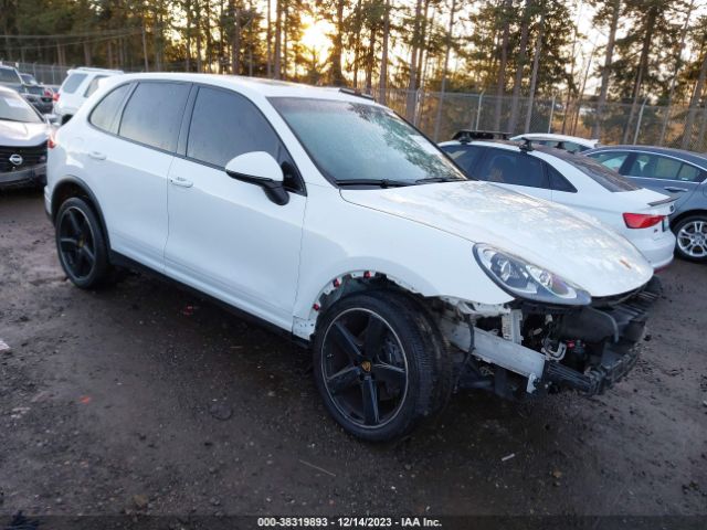 2016 PORSCHE CAYENNE WP1AA2A26GKA13104