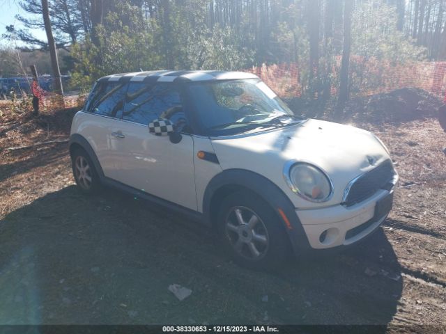 2010 MINI COOPER WMWMF3C50ATZ26551
