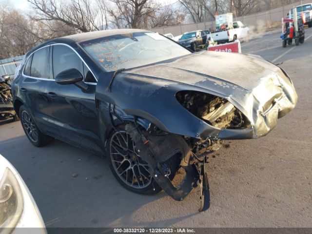 2015 PORSCHE MACAN WP1AB2A55FLB50597