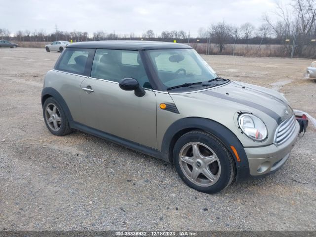 2007 MINI COOPER WMWMF33547TU62754