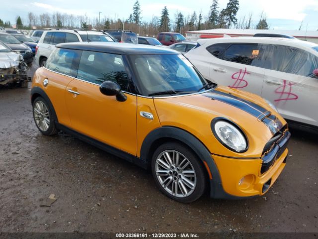 2015 MINI HARDTOP WMWXP7C5XF2A39993