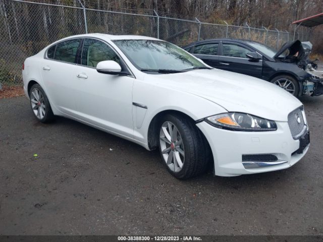 2015 JAGUAR XF SAJWJ0FF5F8U58096