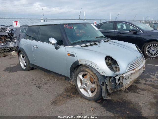 2003 MINI COOPER HARDTOP WMWRC33403TC44376