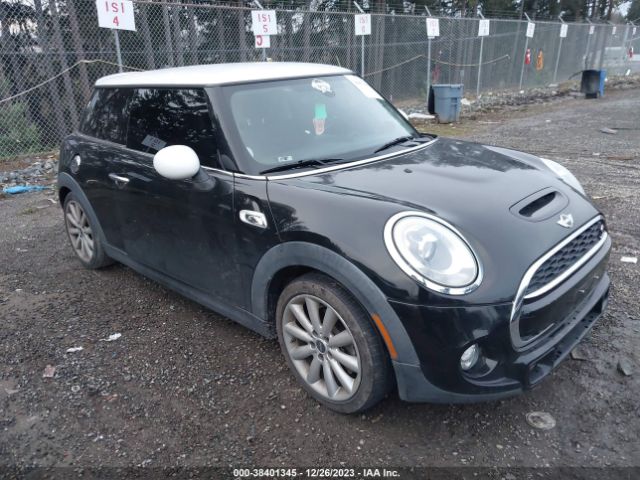 2015 MINI HARDTOP WMWXP7C53F2A38281