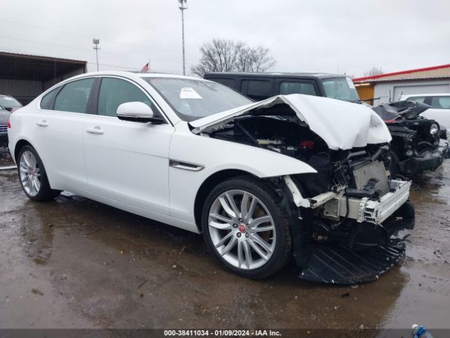 2016 JAGUAR XF SAJBK4BV2GCY17192