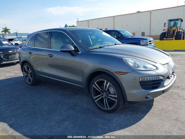 2014 PORSCHE CAYENNE WP1AB2A25ELA58040