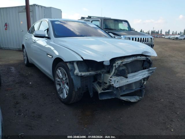 2016 JAGUAR XF SAJBD4BV1GCY21616