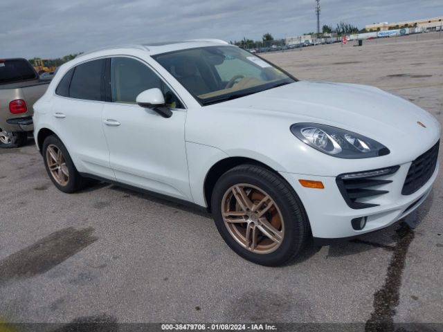2017 PORSCHE MACAN WP1AB2A51HLB15039