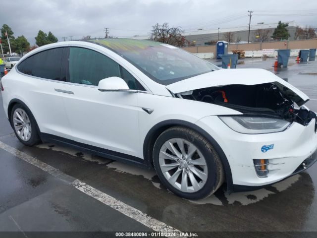 2017 TESLA MODEL X 5YJXCBE27HF046076