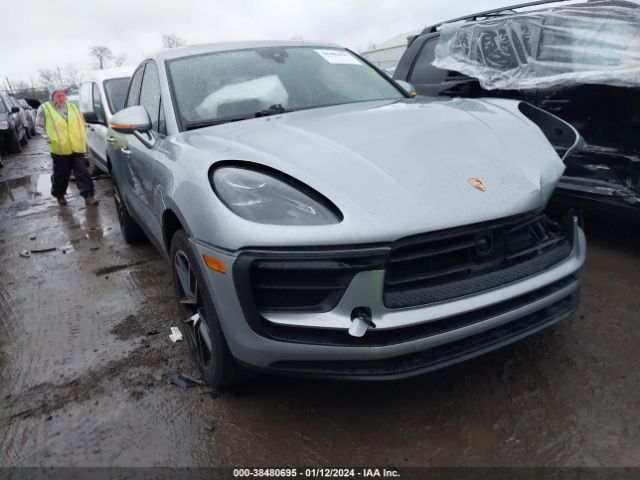 2022 PORSCHE MACAN WP1AA2A55NLB02017