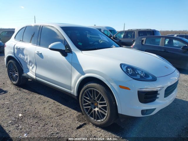 2017 PORSCHE CAYENNE WP1AA2A2XHKA87160