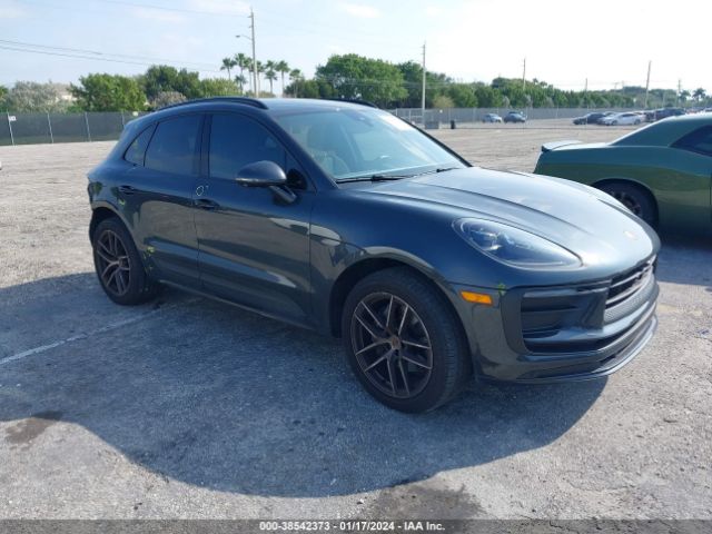 2022 PORSCHE MACAN WP1AA2A57NLB10393