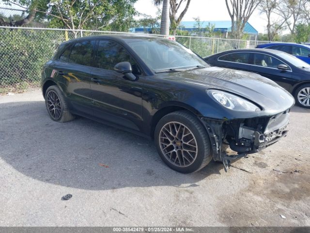 2018 PORSCHE MACAN WP1AA2A54JLB19174