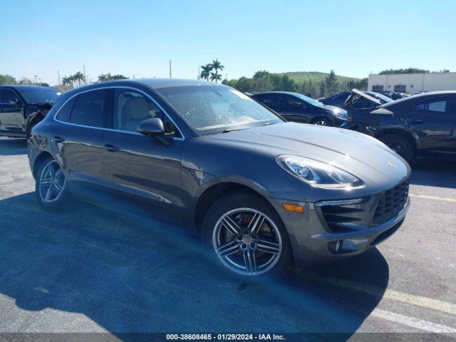 2016 PORSCHE MACAN WP1AB2A52GLB54690