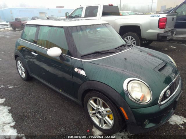 2010 MINI COOPER S WMWMF7C55ATW89563