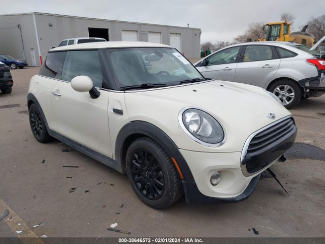 2018 MINI HARDTOP WMWXP5C55J2G62371