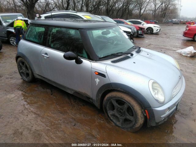 2003 MINI COOPER HARDTOP WMWRC33483TE18887