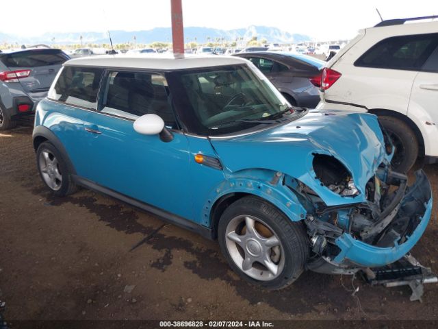2007 MINI COOPER WMWMF33577TT57657