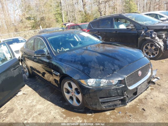2017 JAGUAR XE SAJAR4BG5HA978142