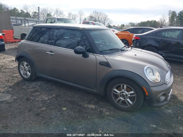 2013 MINI HARDTOP WMWSU3C57DT682205