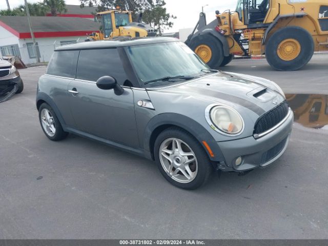 2010 MINI COOPER S WMWMF7C57ATZ73633