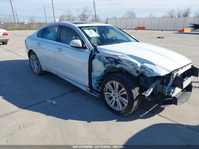 2016 JAGUAR XF SAJBD4BV6GCY21241