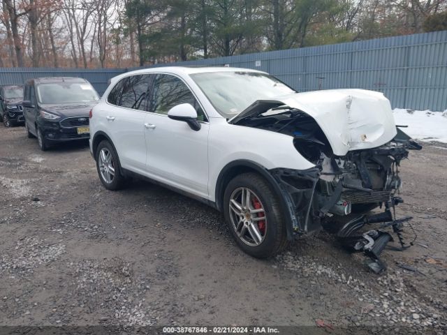 2016 PORSCHE CAYENNE WP1AA2A28GLA08819