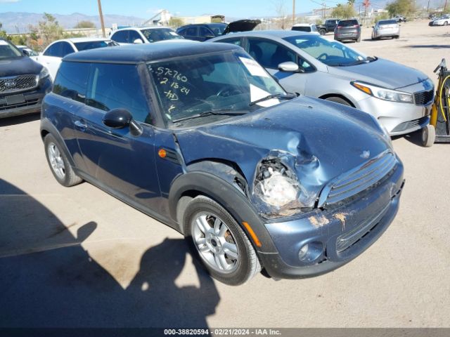 2011 MINI COOPER WMWSU3C50BT252898