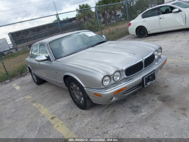 1999 JAGUAR XJ8 SAJHX1046XC859689