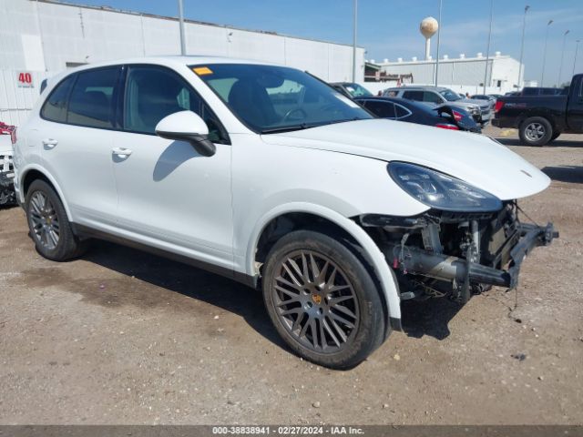 2017 PORSCHE CAYENNE WP1AA2A27HKA82627