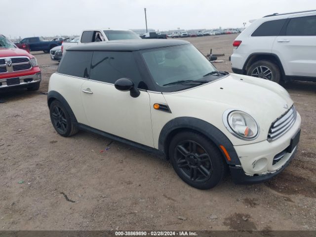 2011 MINI COOPER WMWSU3C59BT097901