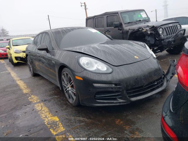 2015 PORSCHE PANAMERA WP0AA2A74FL004018
