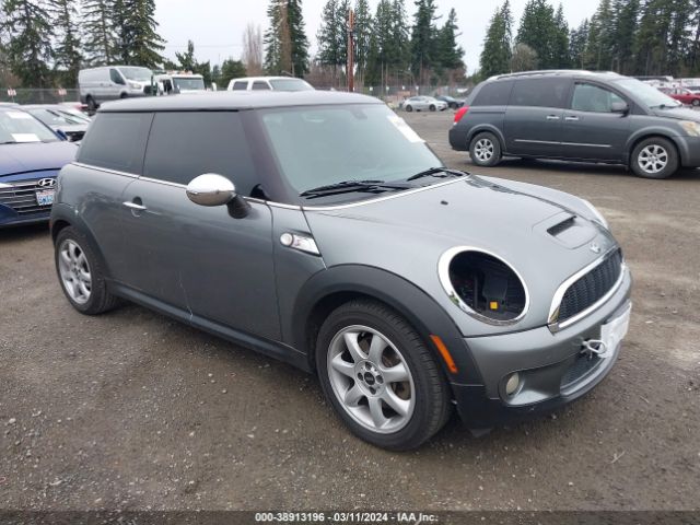 2009 MINI COOPER S WMWMF73559TT96984