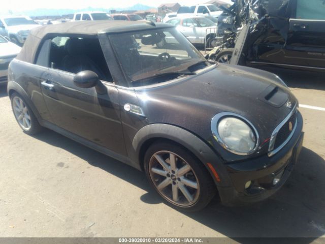2013 MINI CONVERTIBLE WMWZP3C50DT705684