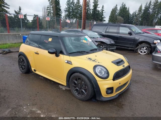 2007 MINI COOPER S WMWMF73587TL84776
