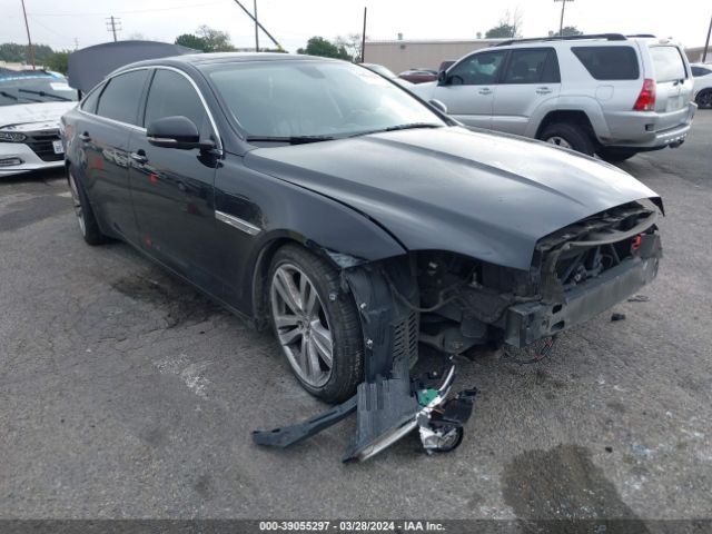 2011 JAGUAR XJ SAJWA2GB9BLV17021