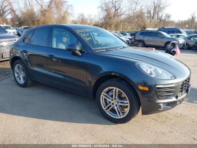 2017 PORSCHE MACAN WP1AB2A58HLB14440