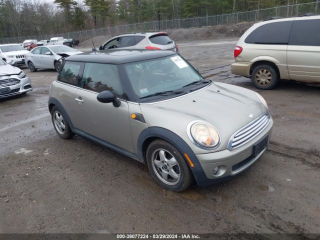 2009 MINI COOPER WMWMF33579TU73458