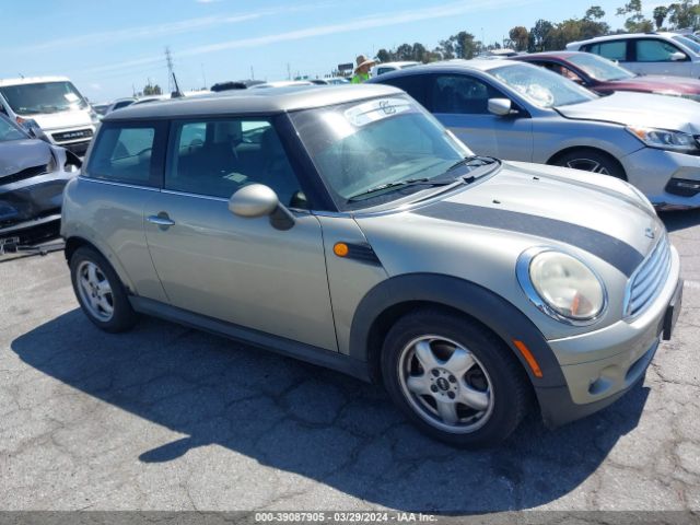 2007 MINI COOPER WMWMF335X7TT52856