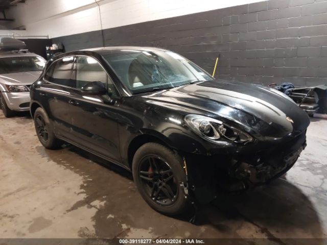 2017 PORSCHE MACAN WP1AA2A58HLB02758