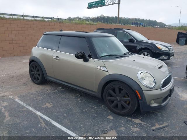 2010 MINI COOPER S WMWMF7C57ATZ69260