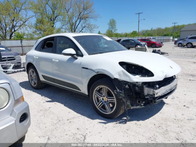2016 PORSCHE MACAN WP1AB2A50GLB45177